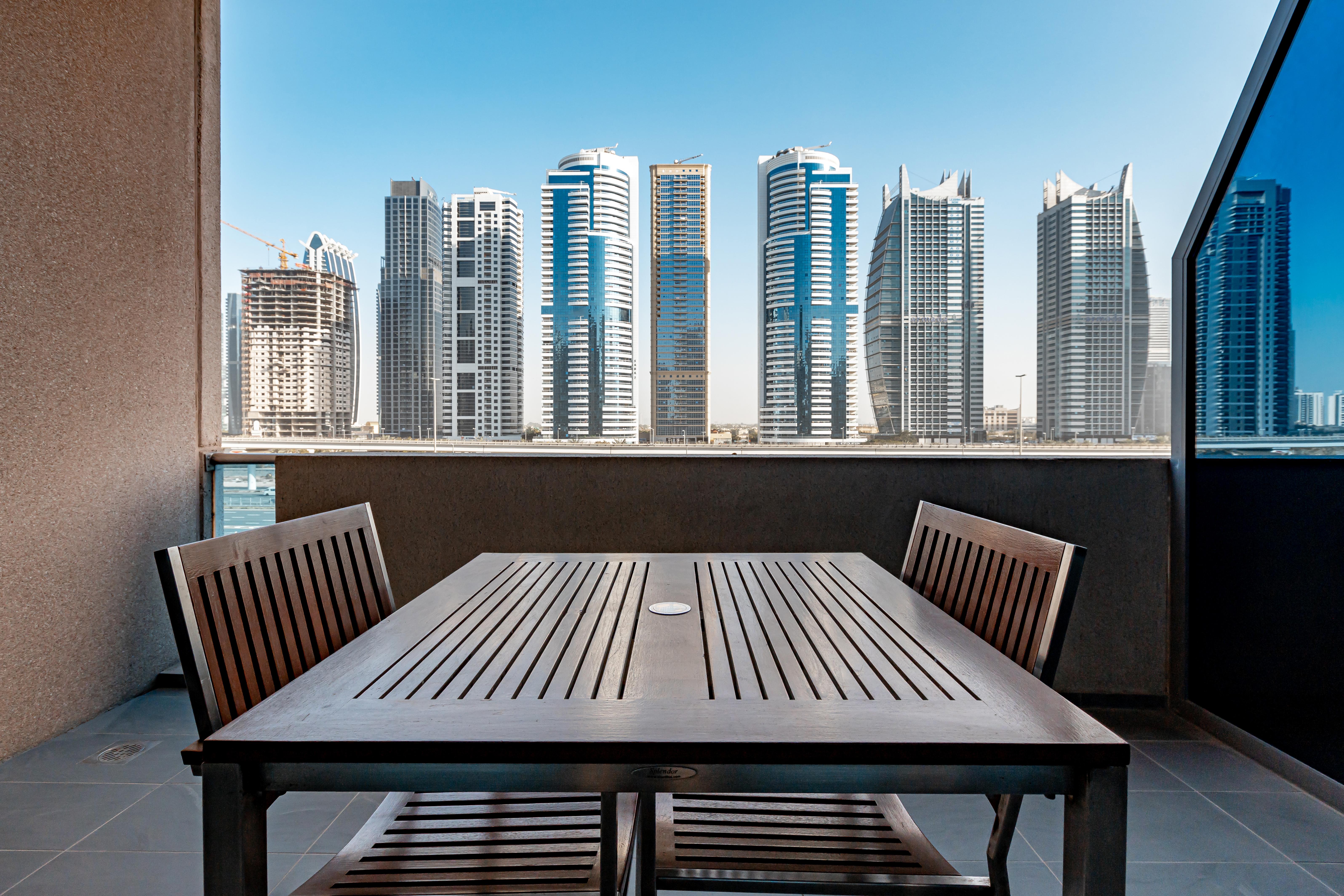 래디슨 블루 레지던스, 두바이 마리나 아파트 호텔 외부 사진